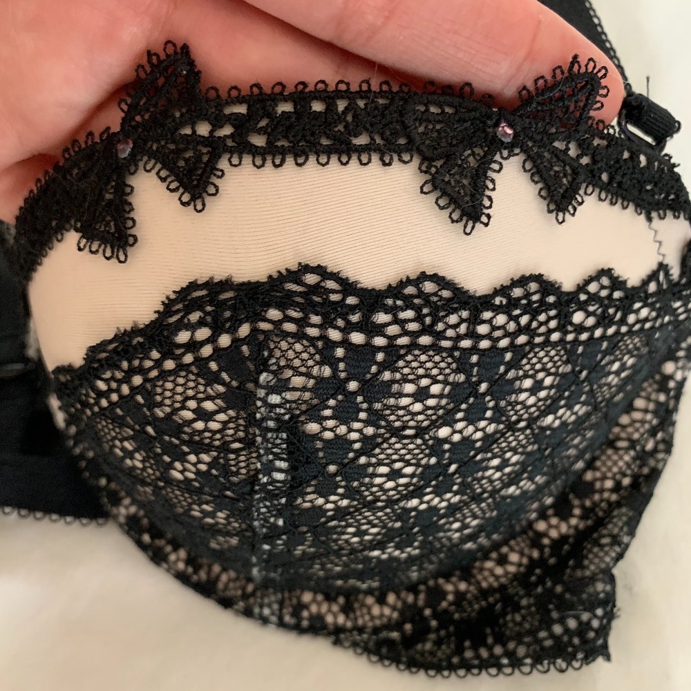 Victoria Secret Set - Picture 5 of 9